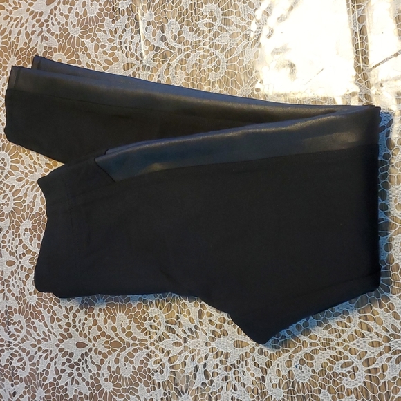 Silky Leggings With Faux Leather - Picture 9 of 9
